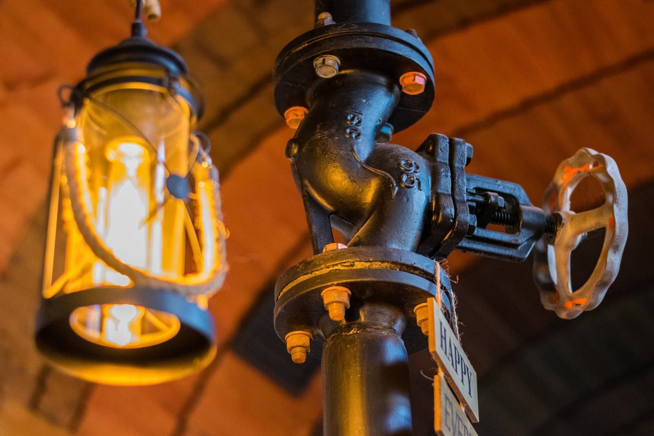 Erzsebet Szallo Csongrád Buitenkant foto